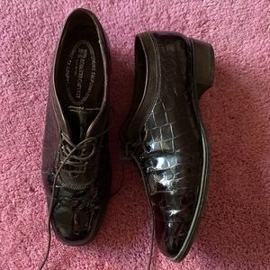 VINTAGE Roberto Cappuci lace up shoes